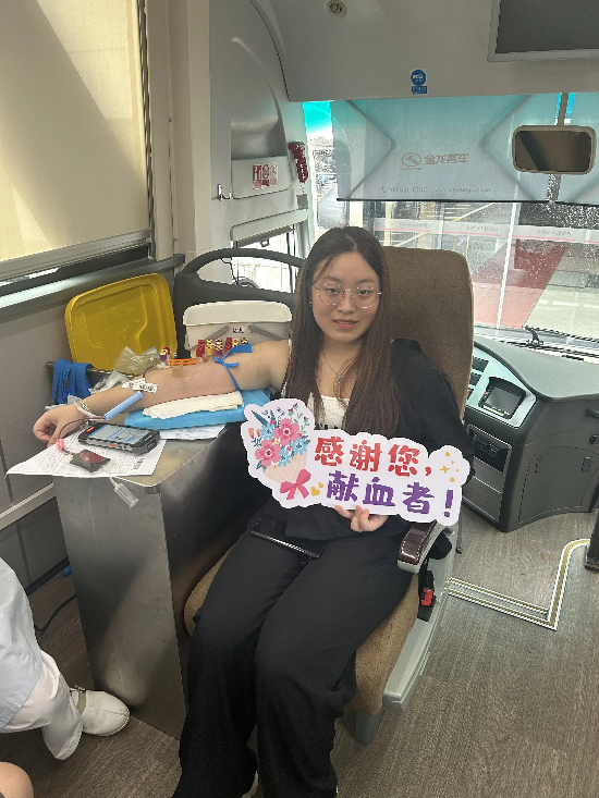 9908724f6a1059ecef3a054173a6672-38842f96-9dc2-4dc5-8d11-8aaa763a471f